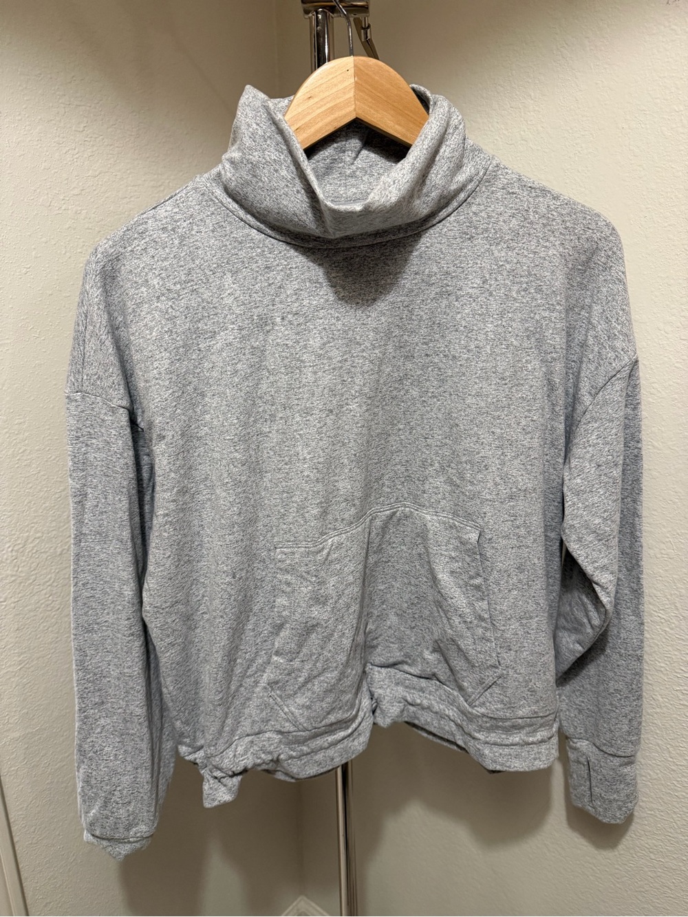 Kyodan Heather Gray Turtleneck Pullover Sweater